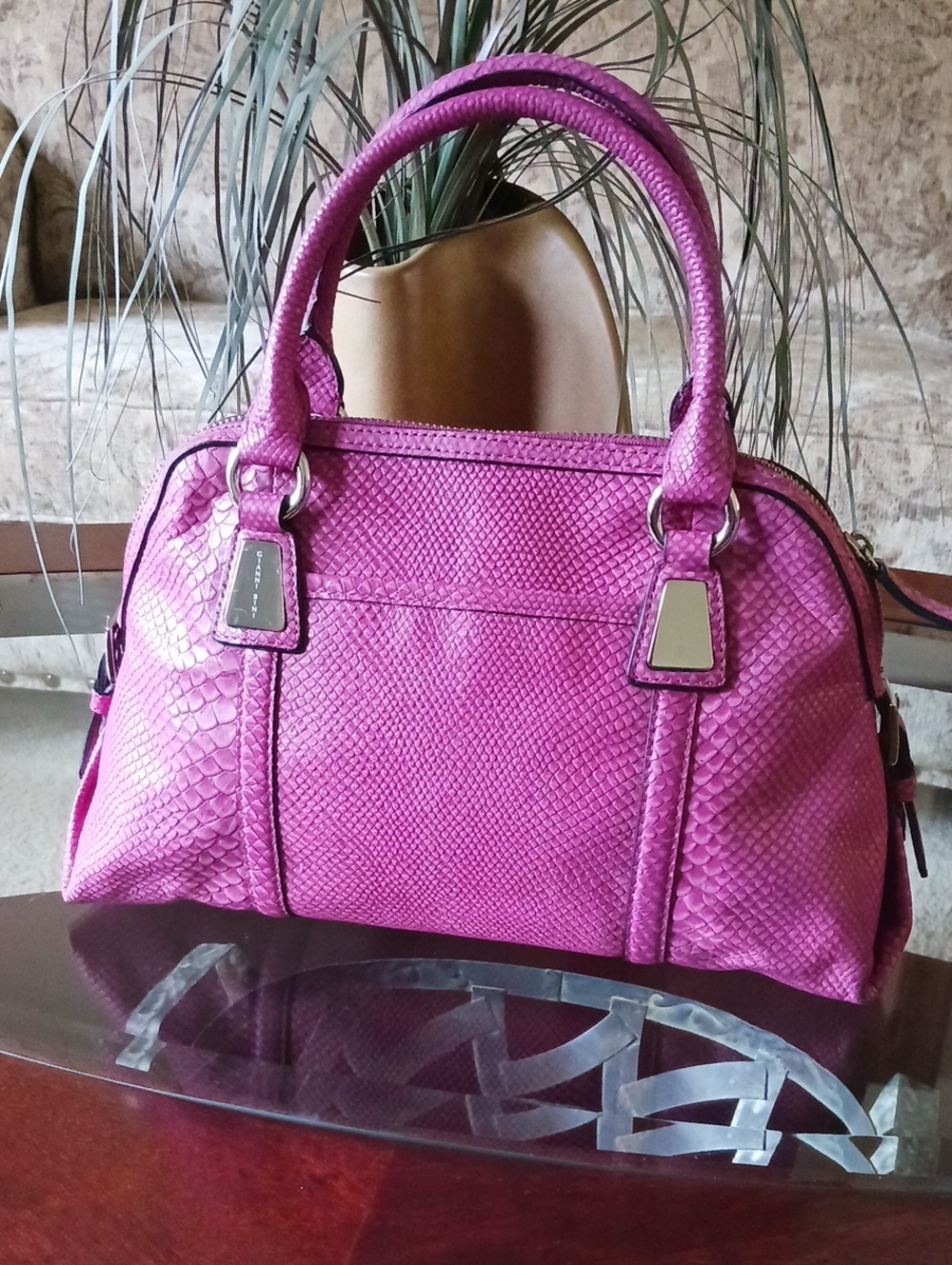 OLD SCHOOL HANDBAG